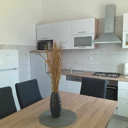 Seaview Andrea Apartment Pula